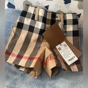 Burberry shorts 6 months never worn
